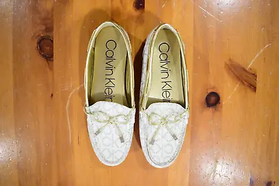 Calvin Klein Bow Off White & Gold Signature Logo Loafer Moccasins Size W8 - NEW • $18.87