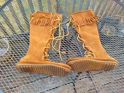 MINNETONKA 1422 Boho Knee Hi Lace Up Fringe Suede Moccasin Boots Size 7 • £20.08