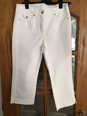 Marks And Spencer’s White Crop Jeans 12  • £5