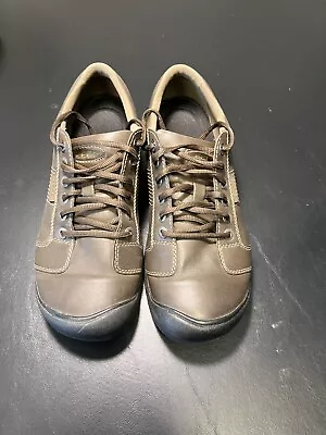 Men’s Keen Hiking Shoe 11 • $10