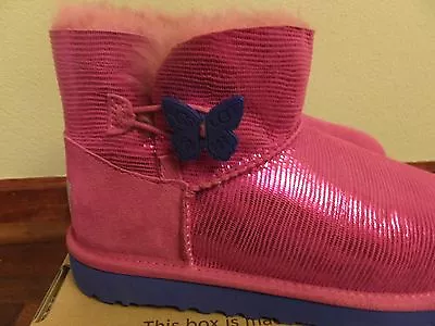 YOUTH 3 UGG Kids Girls Mini Bailey Button Lizard Raspberry Warm Winter Boots  • $99.99