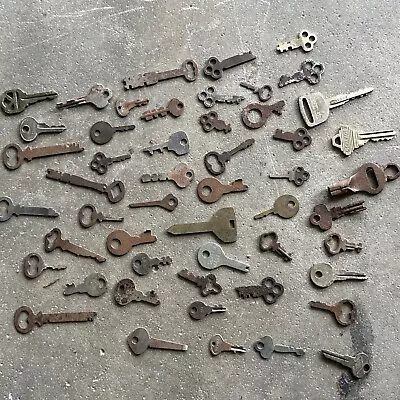 Lot Of 50Old Vintage Assorted Keys • $0.99