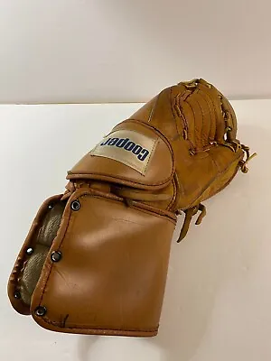Vintage Cooper GM12 PW Barbados Snap Action Youth Goalie Trapper Hockey Glove • $72.42
