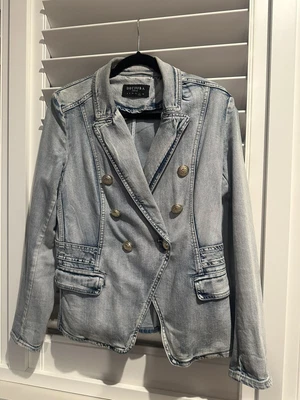 $20 • Buy Decjuba Denim Jacket Sz14