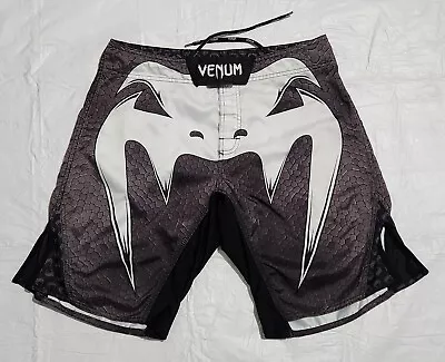 Mens Venum Fight Team MMA Fight Snake Logo Shorts Size Medium 33 • $44.99