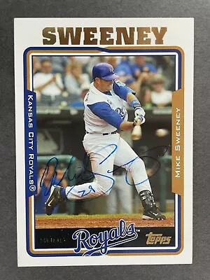 2005 Topps SIGNED: Mike Sweeney ROPYALS #85 • $2.99