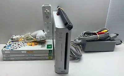 Nintendo Wii White Console Bundle Inc X3 Games • $99.99