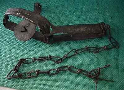 Antique Iron V VICTOR Animal Trap Embossed W 2' Chain Muskrat Mink 3 H X 9 1/4 L • $9.50