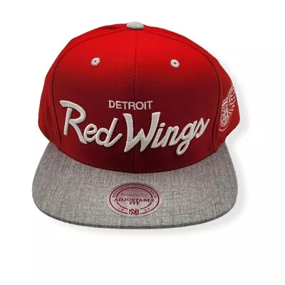 Mitchell & Ness Detroit Red Wings Heather Special Script Adjustable Snapback Hat • $49.99