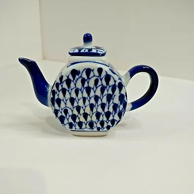  Vintage Unique Chinese Blue White Porcelain  5  Mini Teapot. • $9.90