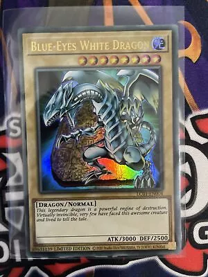 Yu-Gi-Oh! Blue-Eyes White Dragon Ultra Rare Card LC01-EN004 • $2.50