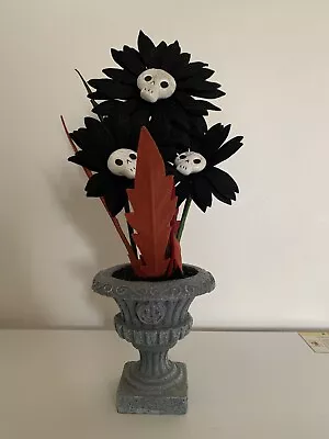 Hyde & EEK! Boutique Ghoulish Garden Killer Daisies Halloween Artificial Plant • £46.26