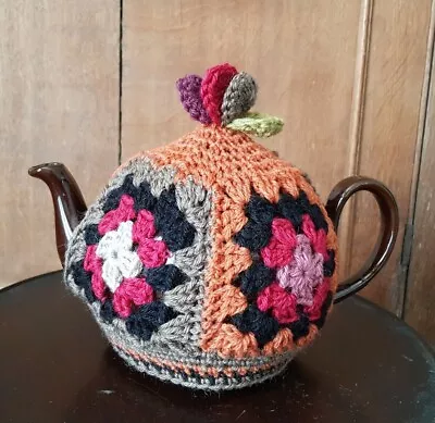 £10 • Buy Vintage Style  Tea Cosy  - Handmade - Crochet - Wool - Medium Size