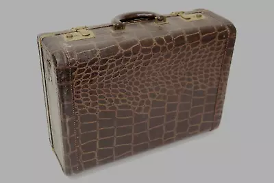 Large Vintage Top Grain Leather Doctors Case Alligator Pattern (No Key) See Pic • $37.95