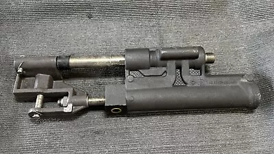 VOLVO PENTA Power STEERING CYLINDER / ACTUATOR 3854878 3850243 9320-002BE • $200