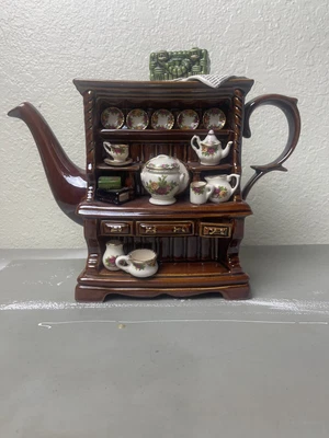 £483.91 • Buy Paul Cardew Portmeirion Botanic Garden Lrg  Welsh Dresser  Teapot