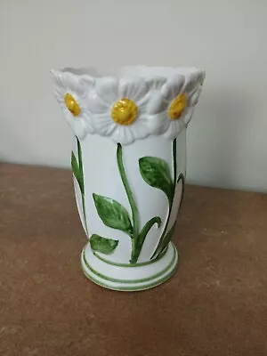 Vintage Alcobaca Portugal Majolica & Floral Vase With Embossed Daisies 15cm  • £11.95