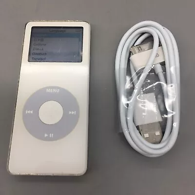Apple IPod Nano 1st Generation 2GB MP3 Player White A1137 - B19 • $19.29