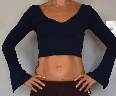 Kookai Crop Unique Split Long Sleeves Low V Neck Size 1 (AU8) Stretch Cotton  • $18