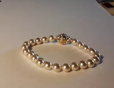 Vintage Nolan Miller Single Strand Faux Pearl  Bracelet Goldtone Crystal Clasp • $27