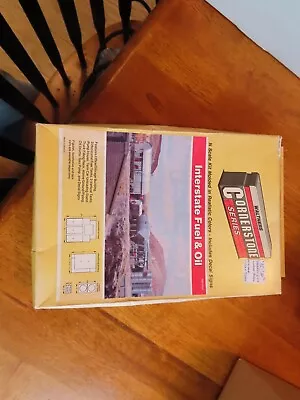 Walthers Cornerstone 933-3200 N Scale INTERSTATE FUEL & OIL Kit NOS • $26.99