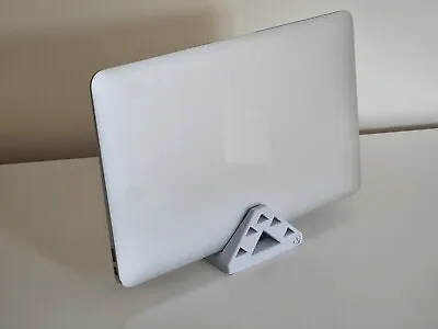 Vertical Laptop Stand Desk Holder For Laptop/iPad UK 3D Printed • £8.85