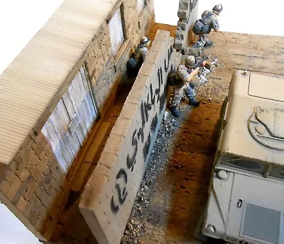 Dioramas Plus Baghdad Breakdown 1/35 Diorama Base Building Kit + Rubble Gulf War • $34.95
