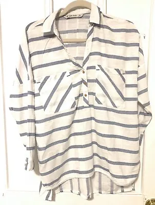 $15.25 • Buy Zara Top Size Medium White With Blue Stripe Preowned