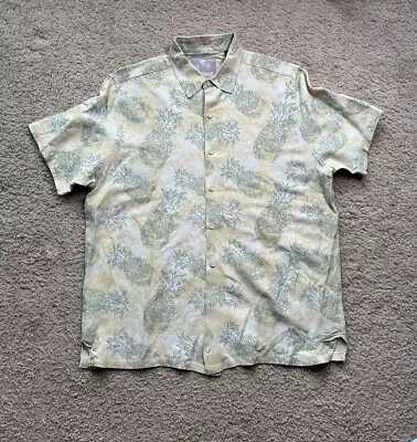 Margaritaville Shirt Men Yellow Hawaiian Silk Linen Short Sleeve Pineapple Large • $15