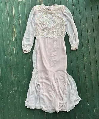 Miss Elliette Dress Vintage Pink Sequence Size 10 Lace And Keyhole Back • $49.98