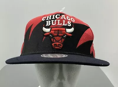 Chicago Bulls Shark Tooth Vintage Design Mitchell And Ness Snapback Hat Cap Bred • $125
