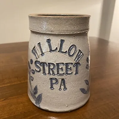 WILLOW STREET PENNSYLVANIA Pa Cobalt Blue 5” Gray Stoneware Crock Jar • $85
