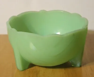 Vintage Chevron Jadeite Bulb Shaped Bowl 3 Footed McKee Deco.  • $100