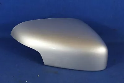 2007 Volvo S80 Passenger Side Mirror Cover And Signal • $59.99