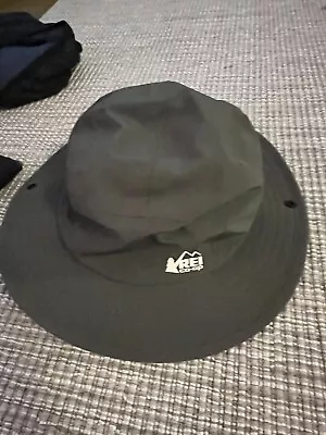 REI Hat Unisex L/OS Green Hiking Outdoors Camping Sunhat Rainhat • $12.25