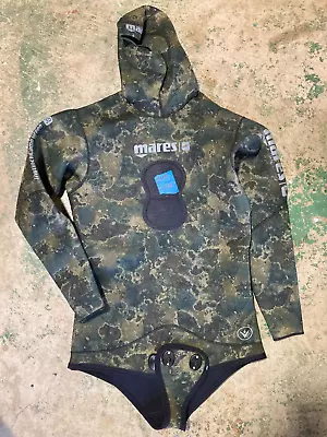 Mares Instinct Camo Green 3.5 Mm Top Size 6 • $75