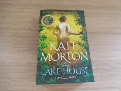 Morton Kate : The Lake House ~ HARDBACK ~ LIKE NEW • £3.95