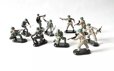 Britains 1971 Metal WWll Soldiers British & German- Painted VGC 10 • £28.99