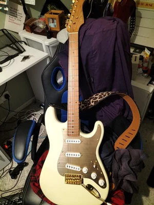 £56 • Buy Harley Benton Strat
