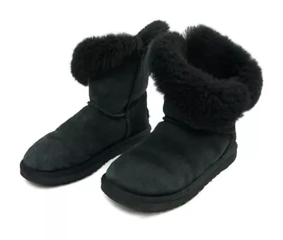 Ugg Australia Bailey Button Classic Short Black 5803 Women's Size 6 • $22.49