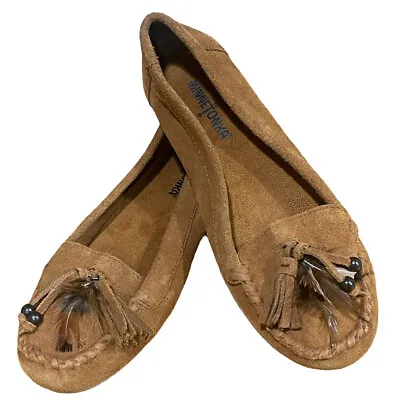 Minnetonka Handmade Carissa Tassel Moccasin Feathers Beads Size 7.5 Brown Suede • $21