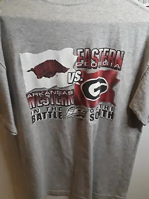 $6.99 • Buy Vintage GEORGIA BULLDOGS  Mens Gray Tee Shirt 2002 Battle In The South Medium