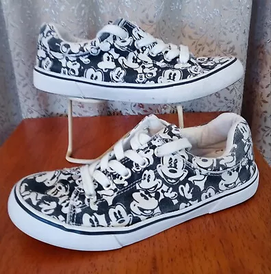 Disney Women's Black & White Mickey Mouse Tennis Shoes Sneakers Size 7 • $25