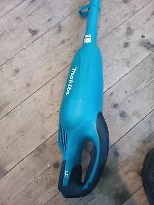 Makita DCL180Z Vacuum Cleaner 18v Li-ion Cordless Body Only • £17