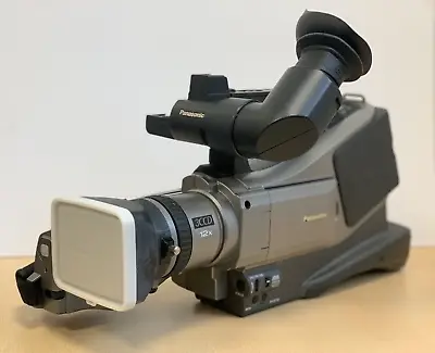 Panasonic AG DVC15E Camcorder Mini DV Mint Camera In Original Box FREE POSTAGE • £325