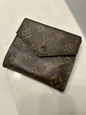 Vintage Louis Vuitton Monogram Elise Compact Wallet • $55