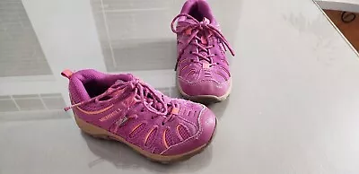 Merrell Little Kids Size 10.5 Chameleon Lace Up Low Top Waterproof Hiking Shoe • $12.50