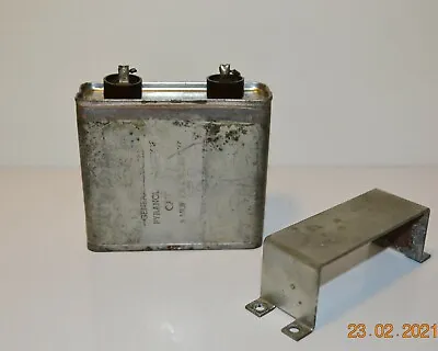 GE 8 UF 600 VDC  VINTAGE OIL Capacitor With Mounting Bracket Use • $30