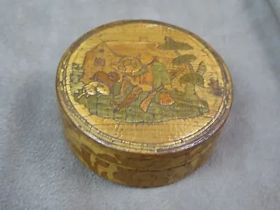 NICE LITTLE HUNTER DECOR BOX 19th Century Straw Marquetry. • $95.22