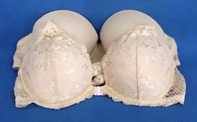 Victoria Secret PINK Underwire Padded Push Up Bra Lot Size 36B #E8043 • $13.99